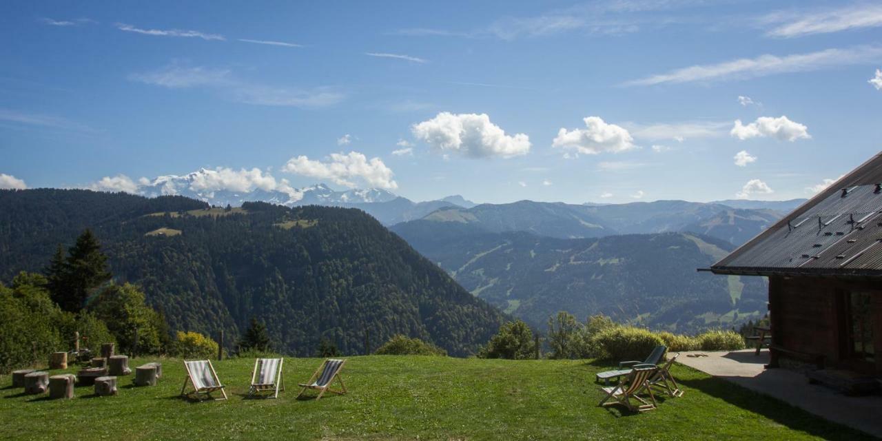 Reine des Aravis - chalet isolé Flumet Esterno foto
